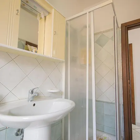 Apartamento 2 *