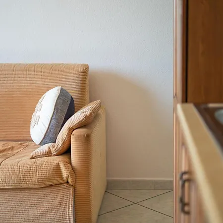 Apartamento 2 *